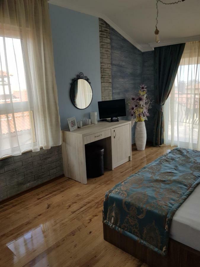 Vromos Guest House Chernomorets Exterior photo